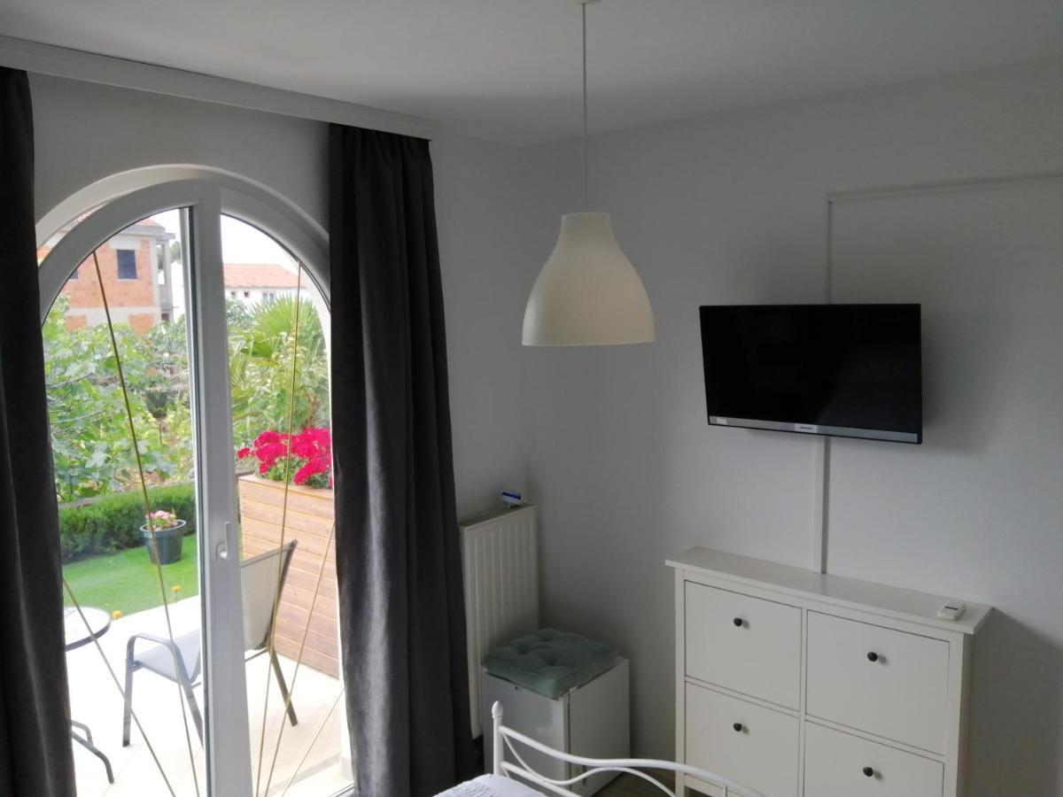 Marko Rooms Krk Town Extérieur photo