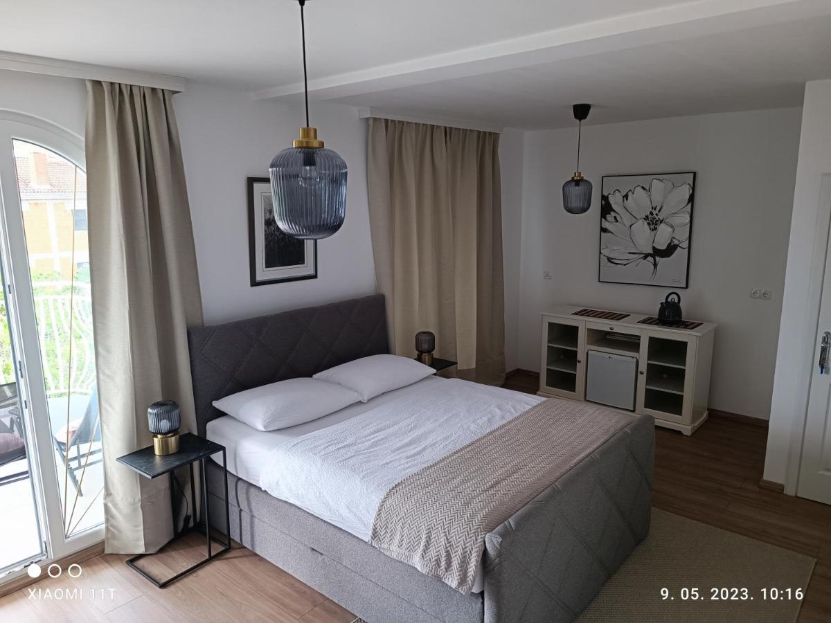 Marko Rooms Krk Town Extérieur photo