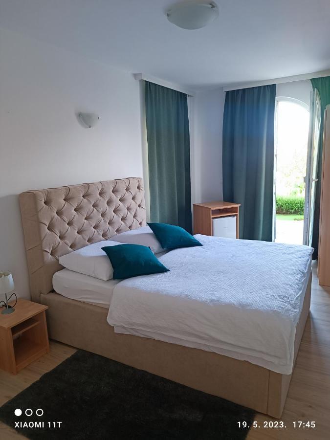 Marko Rooms Krk Town Extérieur photo