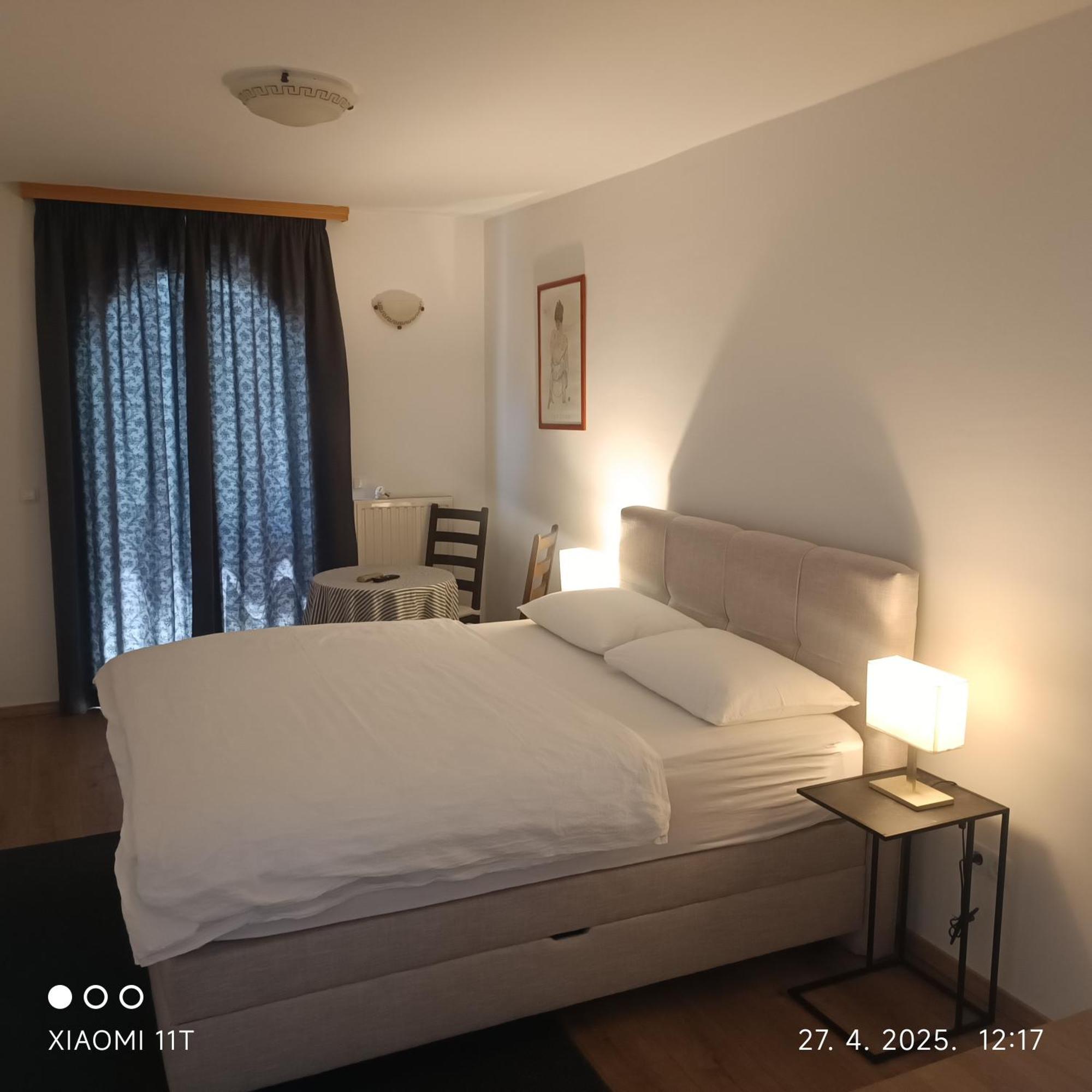 Marko Rooms Krk Town Chambre photo
