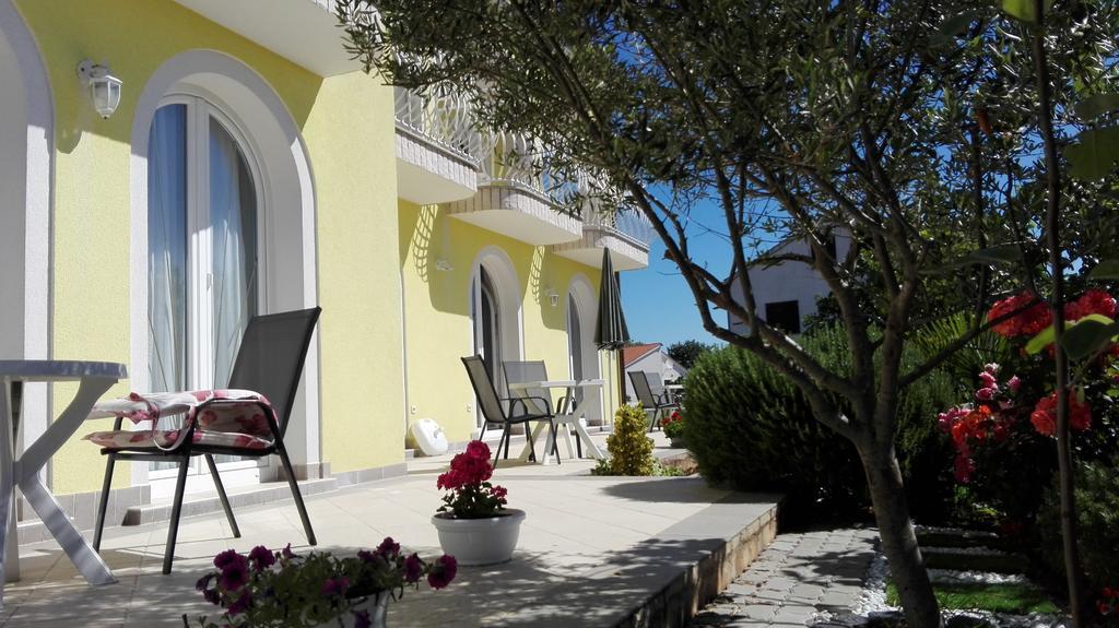 Marko Rooms Krk Town Extérieur photo